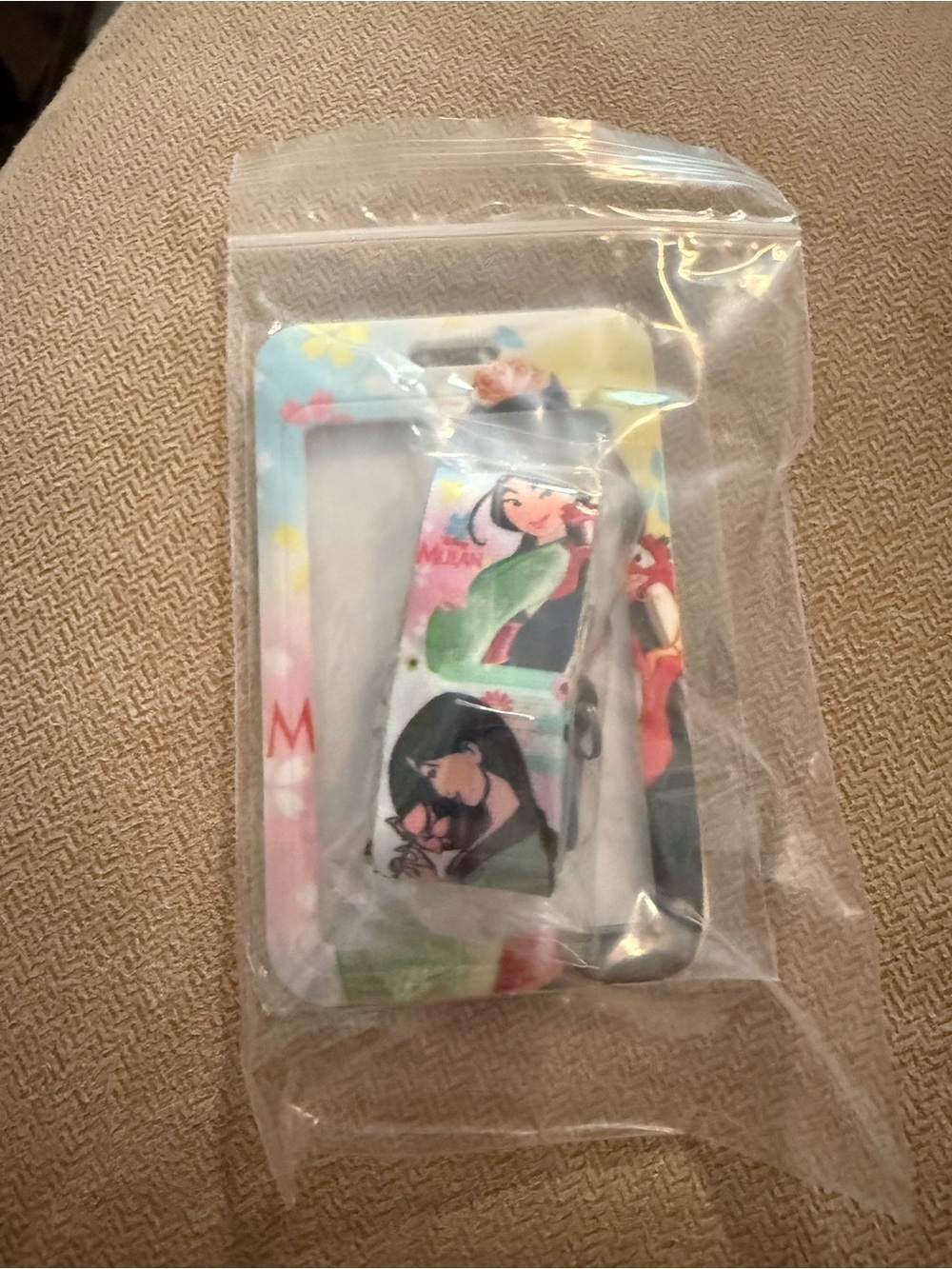 Mulan ID Holder - Picture 5 of 5